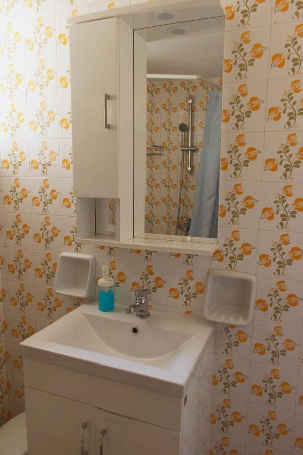 Margaret House Villa Isterni  Екстериор снимка